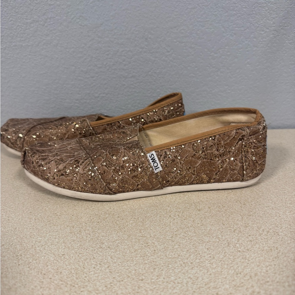 TOMS Women's Glitter Loafers - Brown